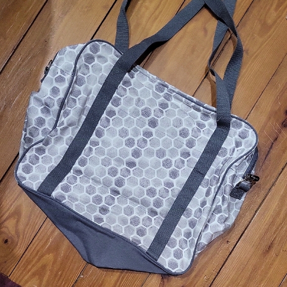 Thirty One Gray Honeycomb Tote Bag - Picture 2 of 6